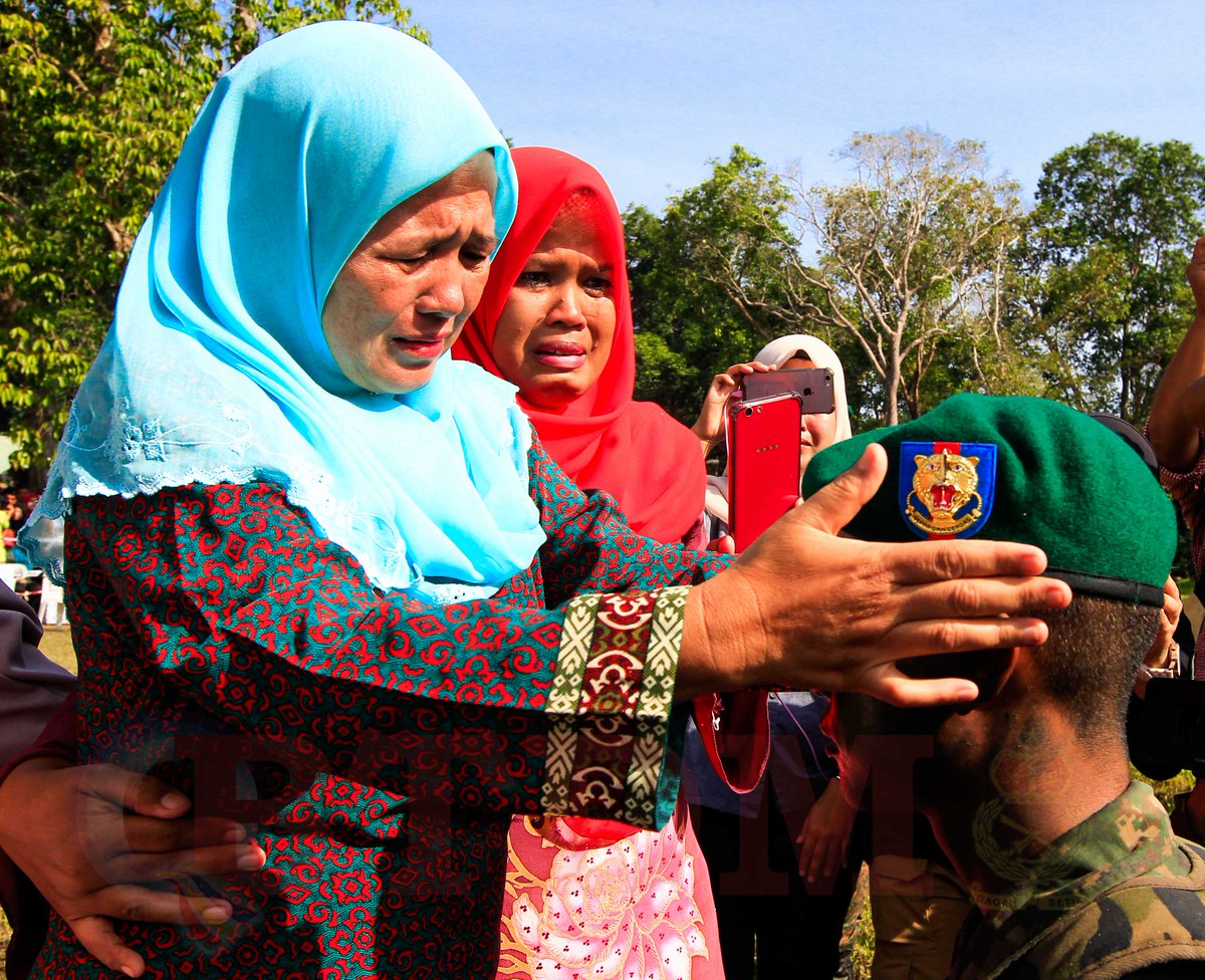 Darah Komando Mengalir Di Badan Lt M Nizam #ASASKOMANDO #BeretHijau #KOMANDO #Latihan #Panglima21GGK b2s.pm/iKGCMV