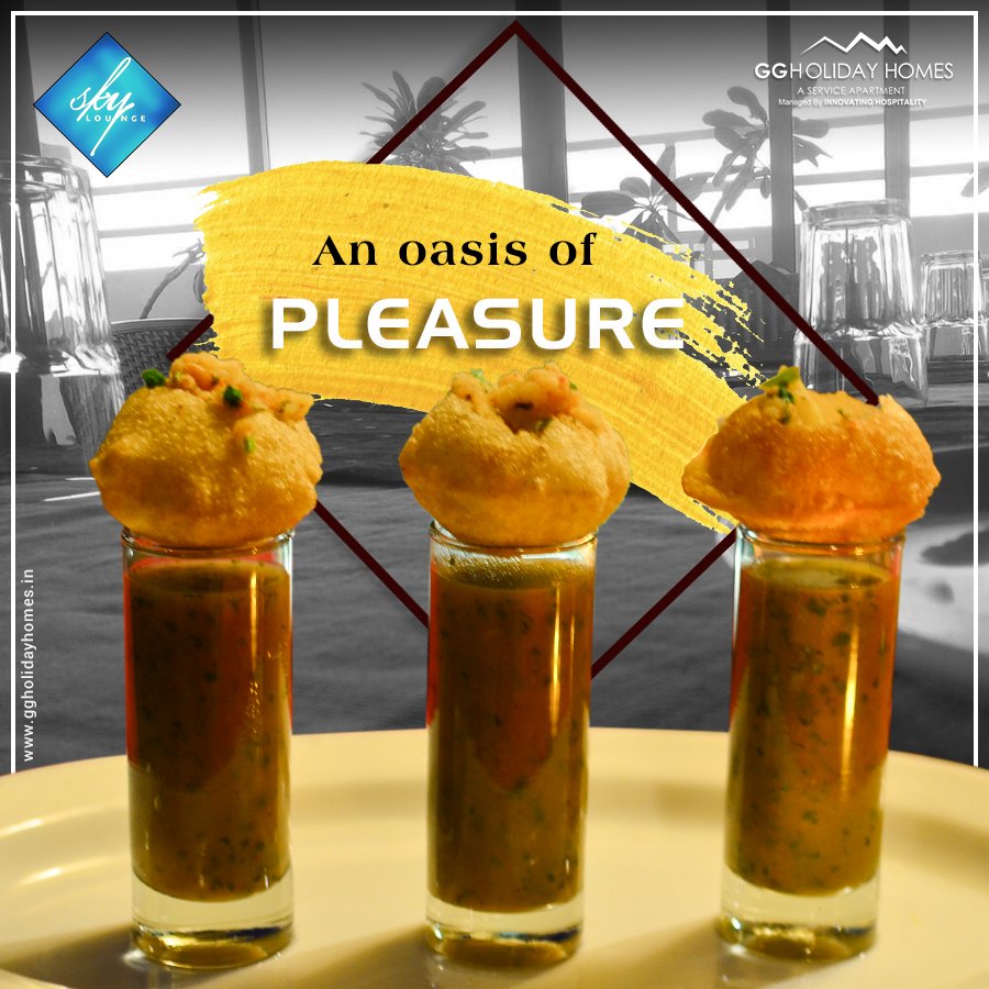 GGHolidayHomes's tweet photo. Indulge in the deliciousness of the flavors in every shot at @GGHolidayHomes . 
#GG #HolidayHomes #Holiday #Udaipur #SkyLounge #CrispyPaniPuri #Yummy #Delicious #YummyFood #RestuaurantInUdaipur #AmazingAmbience #LuxuriousStay #HomeLikeFeel #HomeAwayFromHome #Holidays #LifeGoals https://t.co/1CySsMLonG