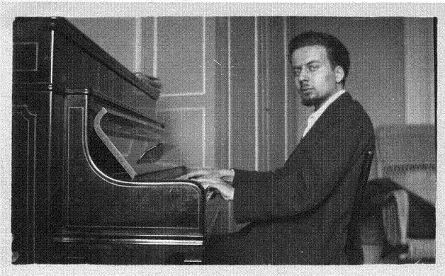JdP_oxford's tweet photo. On this day Italian composer #GiacintoScelsi was born. Hear #JonathanPowell performing #UnAdieu at @hilda_beastoxf via our #Livestream video library: https://t.co/M7ETrKVrEi https://t.co/L8GGtEkzFI