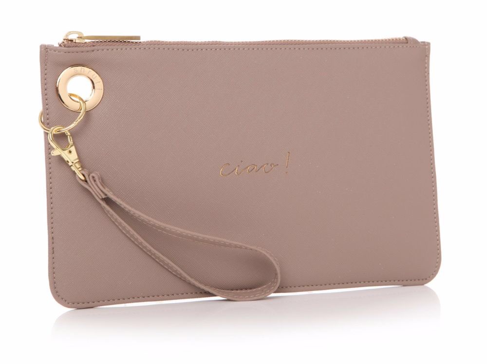 things_quirky's tweet photo. These lovely pouches were £14.99 Now £10.49 free delivery available on these. PM for this offer #Holychic #freedelivery #MondayMorning #MondayMotivaton #Fashion #ontrend #beautiful #buyme https://t.co/Yf9XxhLTiS