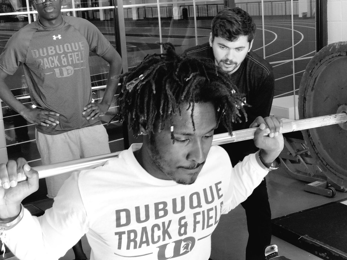 CoachGunny's tweet photo. ✍️🛋👌 - #JumpUD Plan
Ready to grow our rhythm, speed &amp; accuracy... 
MEET WEEK! 🏟🏖📏😎
#RunTheDay #bUilDit
#UDTFXC https://t.co/Krtdgjgl2s