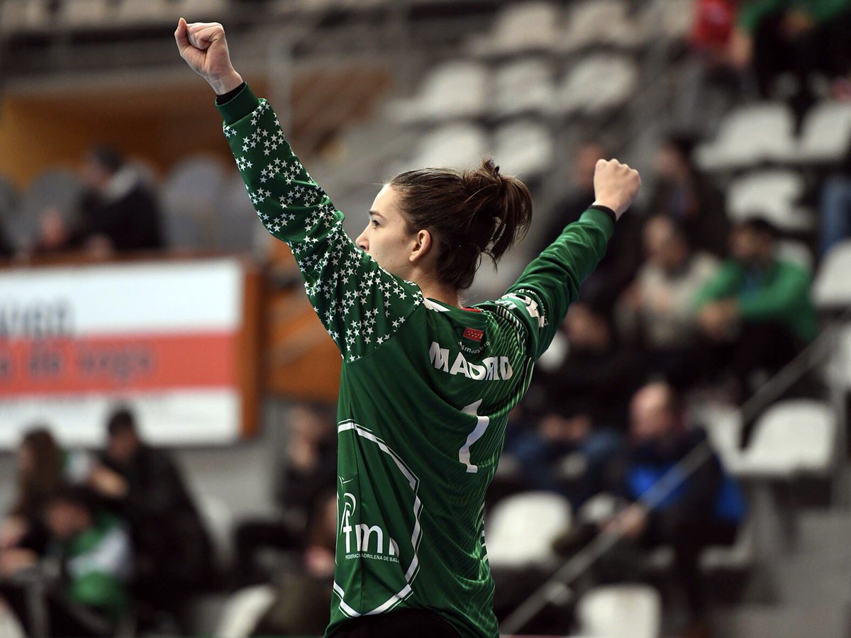 ValonmanoConV's tweet photo. #CESA2018Galicia 🏆 | ¡No te pierdas los 7 ideales en Juvenil Masculino y Femenino con MVP del Campeonato, de la Final, Mejor defensor/a y mejor portero/a!

👉 https://t.co/Vr3IRt6hGS 
📸 @RFEBalonmano https://t.co/6fFs8tjMVh