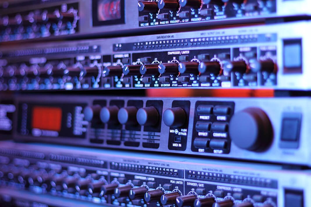 questioninglear's tweet image. Big Sean’s “Bounce Back” Certified Double Platinum dlvr.it/Q9Ls63