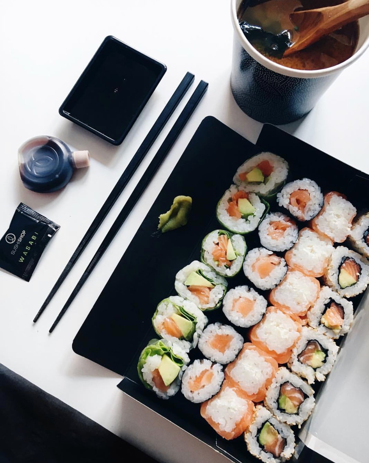 sushi shop just eat