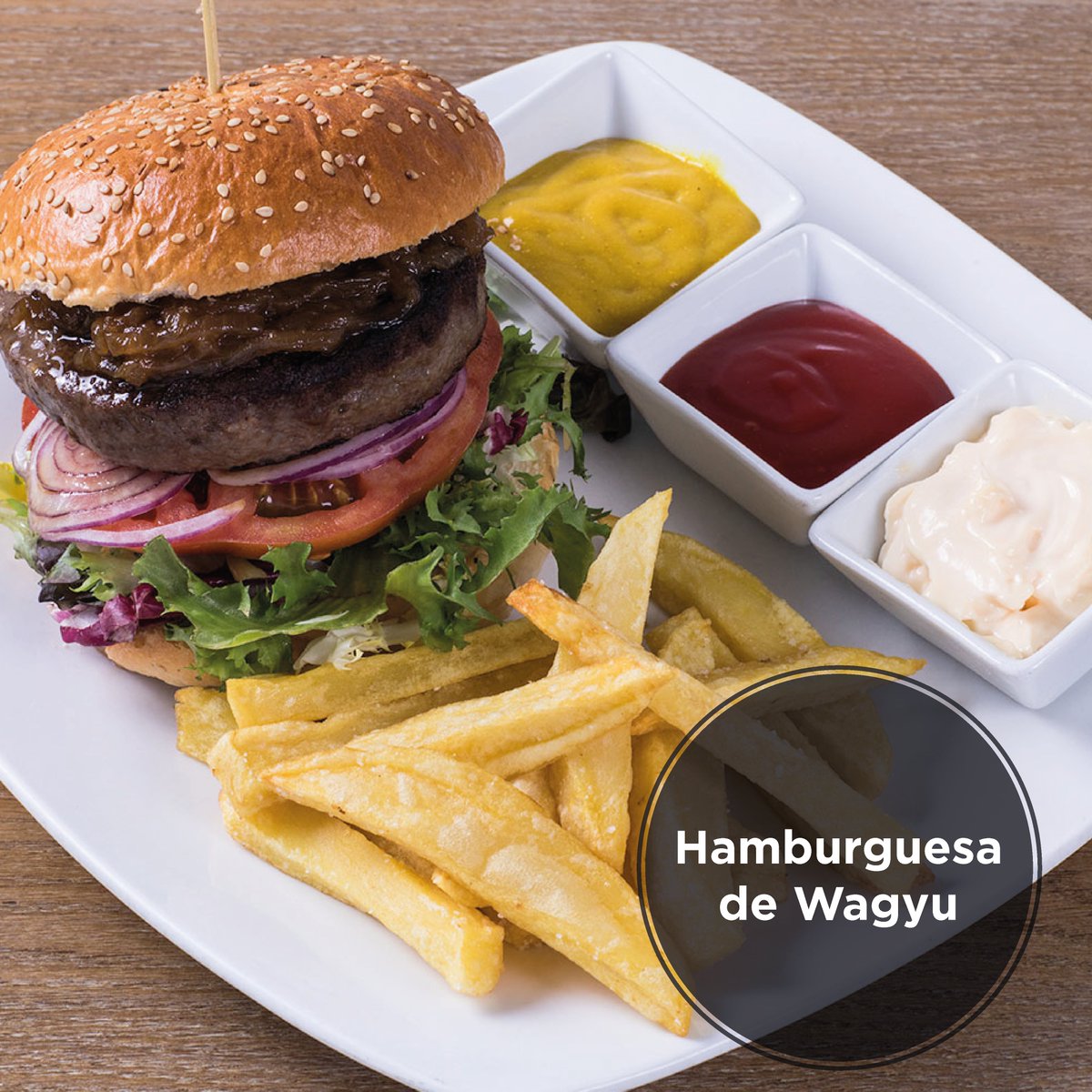 maxmadrid_'s tweet photo. ¿Conoces el Wagyu? Se trata de una raza bovina originaria de Japón, famosa ya que su carne es especilamente jugosa y tierna. 

En MAX Madrid la cocinamos en varios formatos y la hamburguesa 🍔 es uno de los más demandado, ¿te atreves a probarla? 😋 https://t.co/pARGQsZsrj