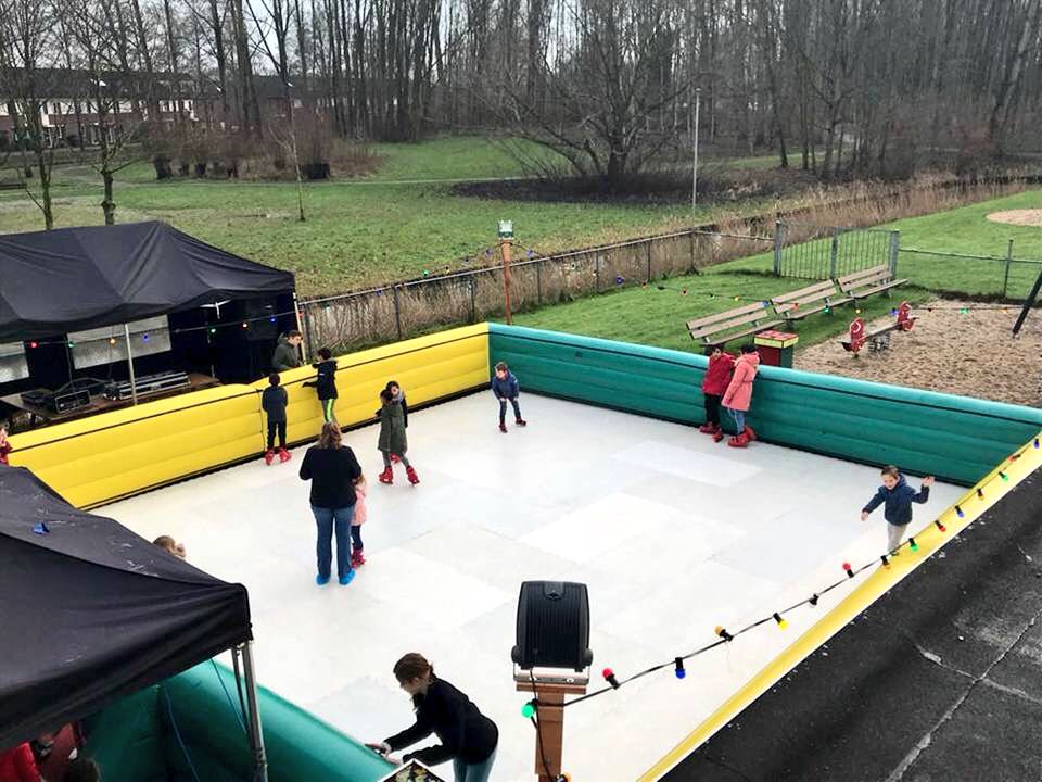 Hierbij wat foto’s van het winterspektakel in speeltuin B En Sv De Stormpolder afgelopen weekend #SpeelsGemak 👍🏼😀