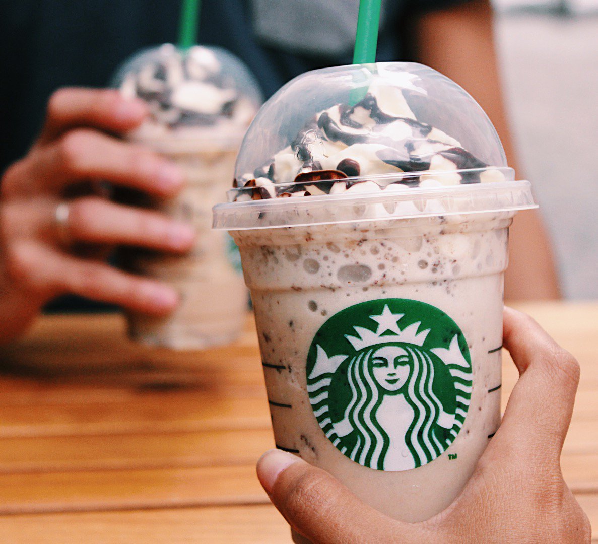 StarbucksAr tweet picture