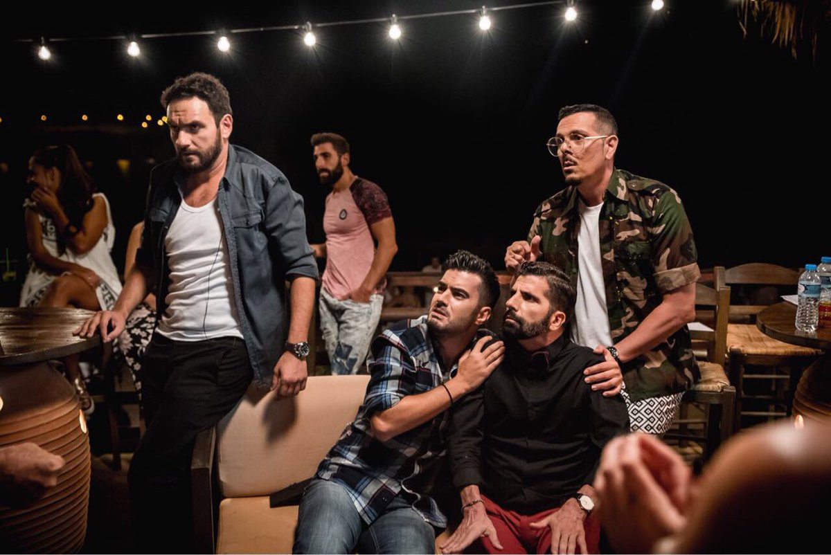 NikosVourliotis's tweet photo. No1 ΣTO EΛΛHNIKO BOX OFFICE ΓIA 2Η ΣYNEXOMENH EBΔOMAΔA EXONTAΣ ΞEΠEPAΣEI ΠΛEON TIΣ 150.000 EIΣΙΤΗΡΙΑ!!! Σας ευχαριστούμε #Bachelor2 @Village_GR https://t.co/1MPwOqkUIn