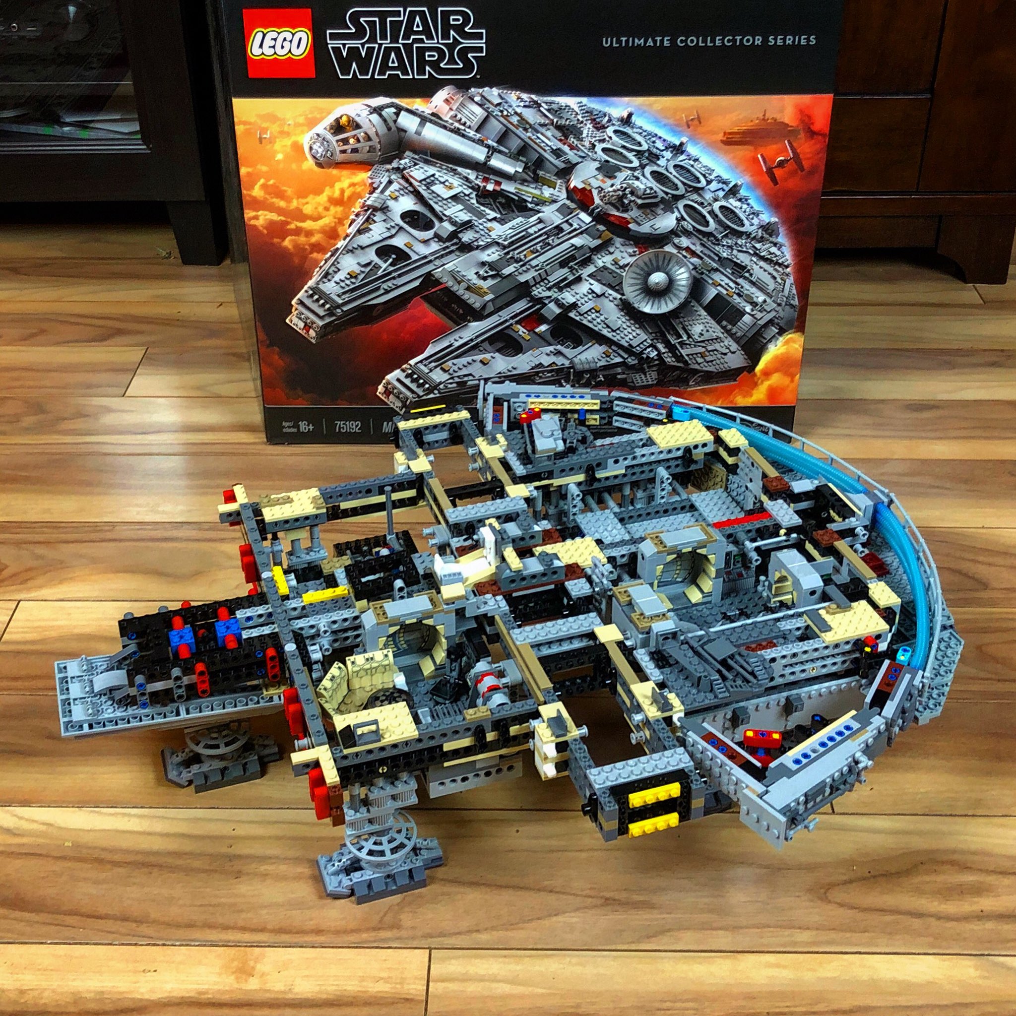 Lego ultimate collector series 2018 sale