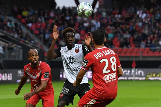 lequipe's tweet photo. Fousseni Diabaté, le joueur du Gazélec Ajaccio, s'est engagé à Leicester https://t.co/UR9x1e5U8t https://t.co/XTyiPzoAr0