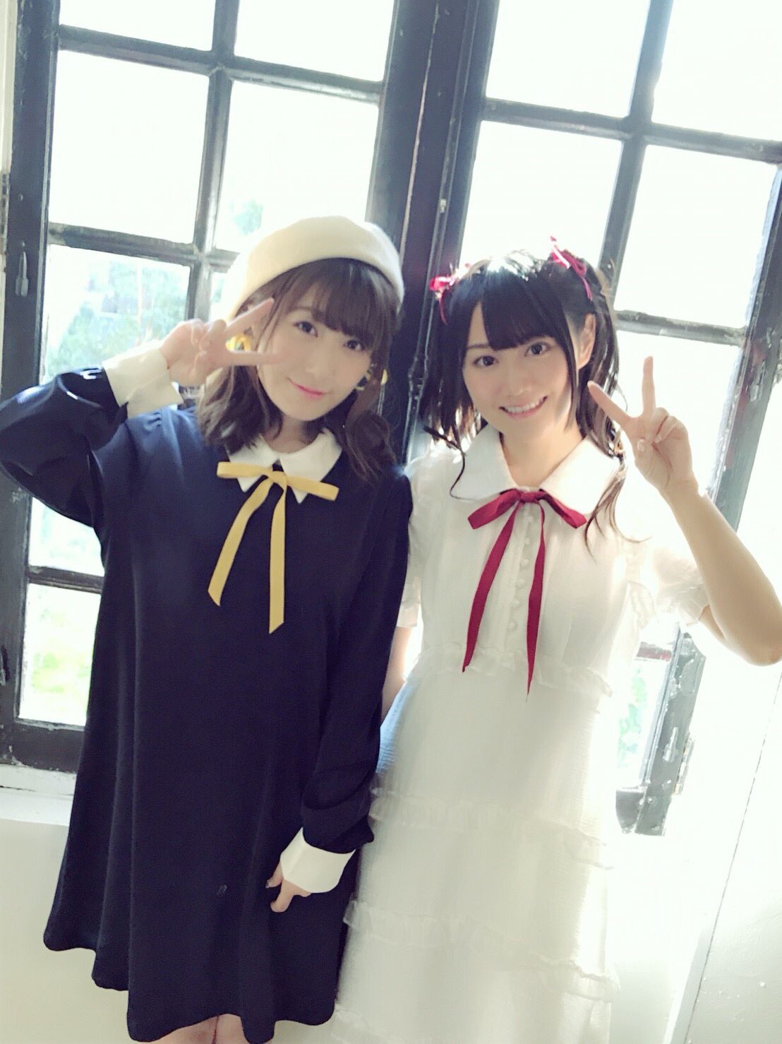 小倉 唯 Official りゅうおうのおしごと は 本日より放送がスタートしています このあと24時半 のtokyo Mxでもご覧いただけます シャルロット イゾアールらよ ノ シャル語にもご注目 写真は 発売中のヤングガンガンさんでのオフ 小倉 唯 Official りゅうおうのおしごと は 本日より放送がスタートしています このあと24時半 のtokyo Mxでもご覧いただけます シャルロット イゾアールらよ ノ シャル語にもご注目 写真は 発売中のヤングガンガンさんでのオフ