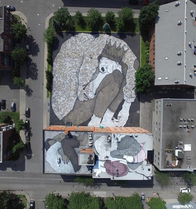 street art on rooftops...for those who fly 🚁🛩️✈️🛬🛸🛰️🗼😂
#StreetArt #rooftop