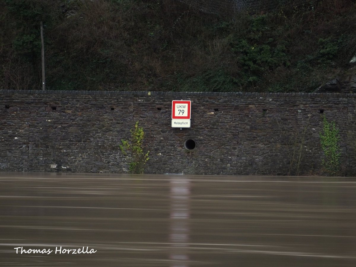 Thomas_Horzella's tweet photo. Zwei weitere Fotomotive vom Moselhochwasser.
#Langzeitbelichtung #Longexposure #Fotogafie #Moselhochwasser #Flooting #Mosel https://t.co/tQEiLUVcpU