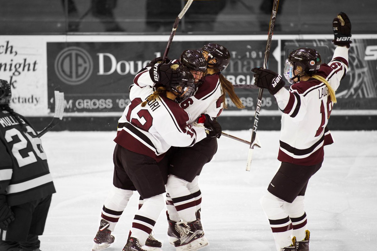 UnionWHockey's tweet photo. Did U know, Union College is considered "Among the hidden Ivies?"
Union is one of America's 63 top liberal arts colleges and universities, according to Greene's Guide. #whyU https://t.co/KHMCPPGUvW