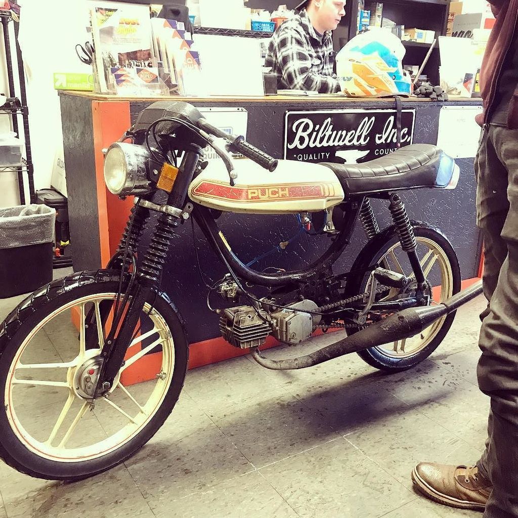 DetroitMoped's tweet photo. #firstride #alreadyfilthy #nastyaction #motorcityriot #caferacer #wow https://t.co/hBIzjV3clc https://t.co/qy9p1hK0Ib