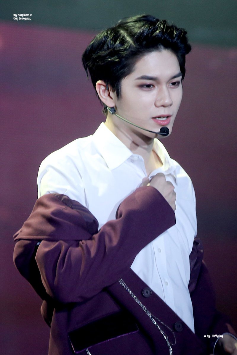 0hMy0ng's tweet photo. 171224 부산 팬콘 

Sexy boy 

#옹성우 #OngSeongwu #워너원 #WannaOne

🔎 https://t.co/kosNsLfUxR
🔎 
https://t.co/Q90iMPuEOW https://t.co/S7Ku0GPSFL