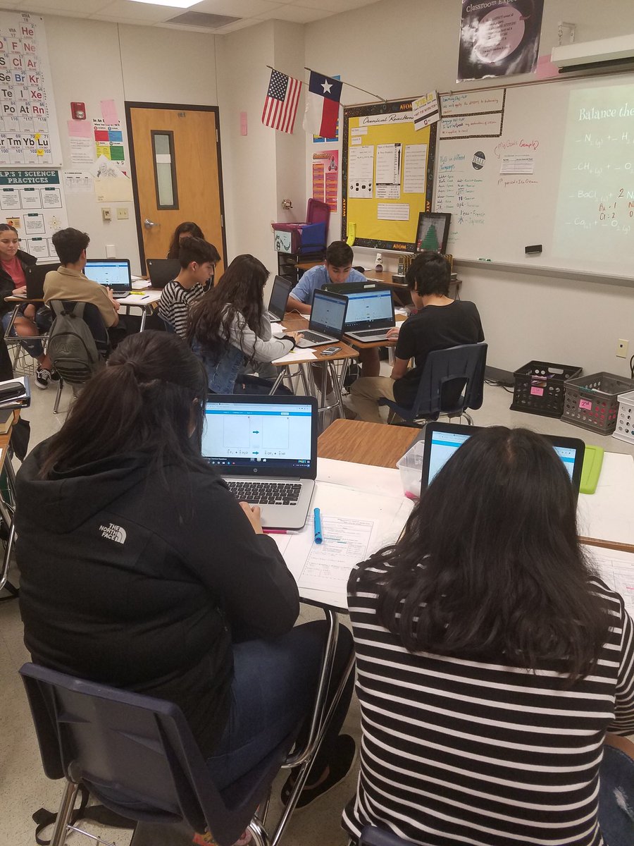 lyders0220's tweet photo. 2nd period balancing fun 😉 #Phetsimulation https://t.co/to46BLKDHU