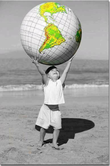 Bir gülüşünle dünyalara meydan okuyan ben ...