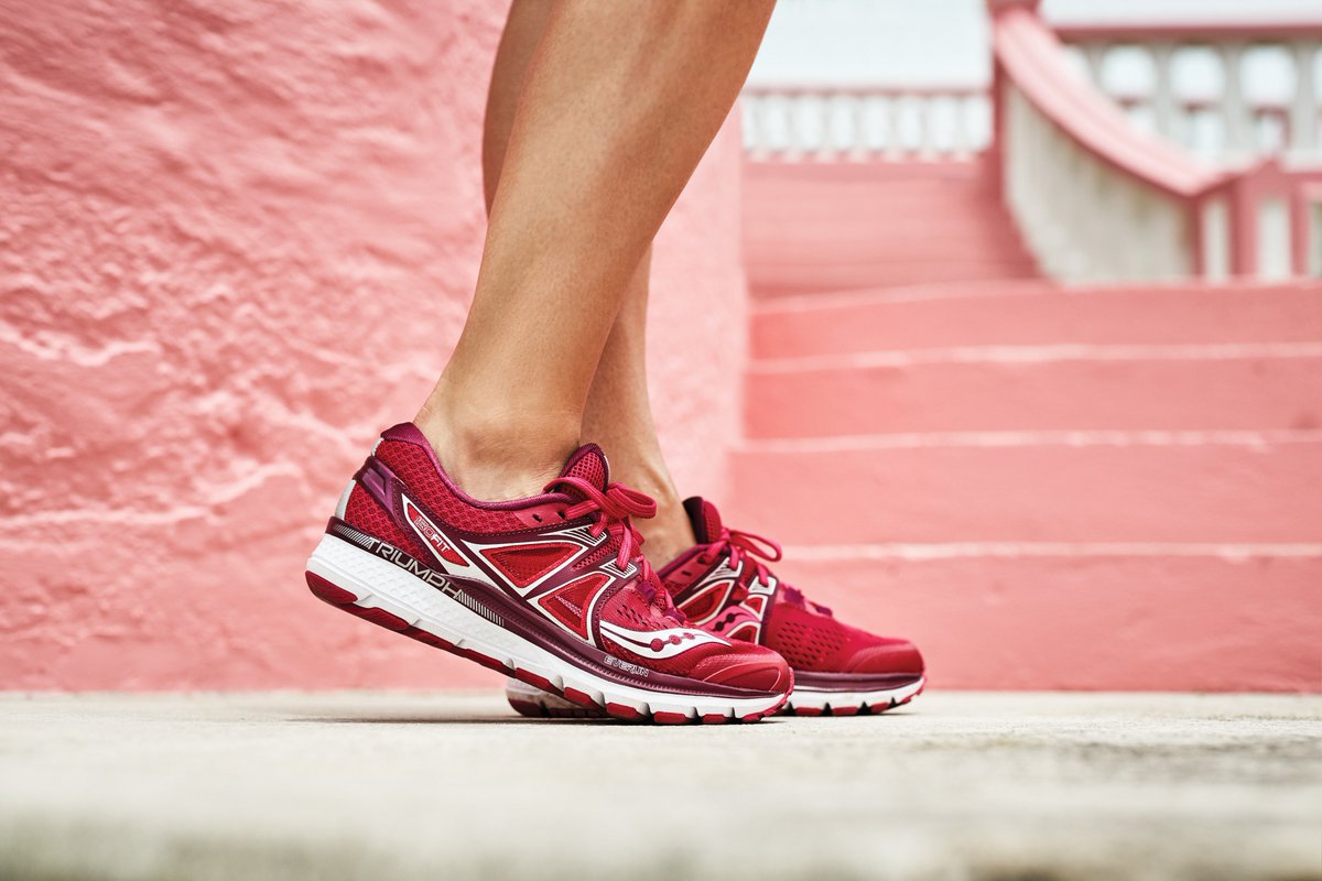 holabirdsports's tweet photo. At prices this low it's a no-brainer! Today only, grab the @saucony #TriumphISO3 running shoes, available in 13 hot colorways, for 50% off!
https://t.co/Uu5Z9SO4m3 👟 #Saucony #Running #RunningShoes #Sale #Deals #DealOfTheDay https://t.co/tSNnfYSNkc