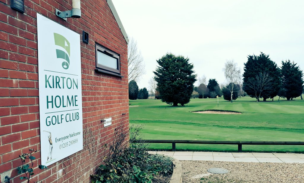 Had a good morning <a href="/kirtonholmegc/">Kirton Holme GC</a> meeting Barry -Mens Captain  !! He has chosen to fundraise for <a href="/TheBHF/">British Heart Foundation</a> in 2018 !! He also kindly invited me for a game of golf later in the year!! I best start practising 🏌️‍♂️♥️