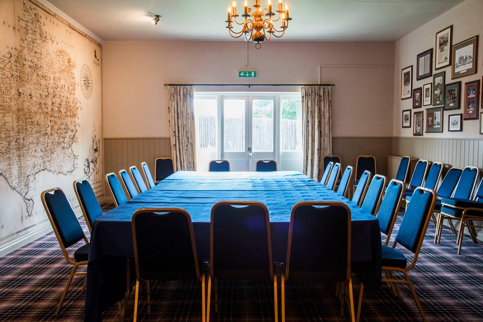FoxInnAnsty's tweet photo. Got a special event coming up? 🎈

Why not book our private room and we will do the rest! 

Bespoke menus are available to suit your party! 🎉

Get in touch today on 01258 880328 📞 https://t.co/PlfkNzCy9C
