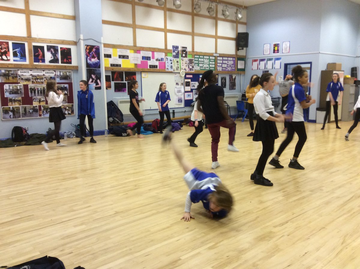 VarndeanDance's tweet photo. Fantastic street dance class with Muhala Mtonga this afternoon @VarndeanSchool - today was Michael Jackson style! Classes are open to all students in years 7-9 this term, £20 cost on wisepay. https://t.co/CYafpe8rys