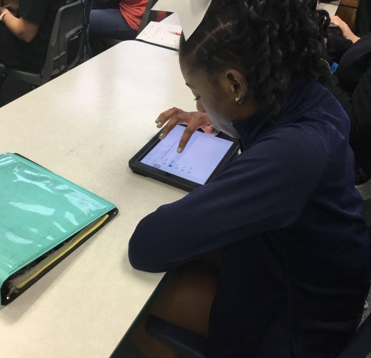 ChelseaJacobs23's tweet image. Challenge math using @edpuzzle to learn about interior angle sums in triangles! #lmstech