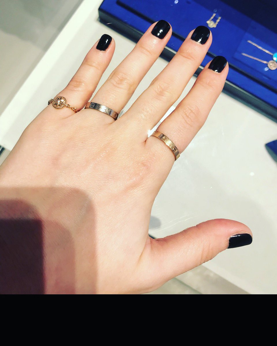 Akraboutique's tweet photo. #christiandior I ❤️ you #jewellerylover  #dior #cartier #fabulousnails #manicure #manitime #blacknails #organicnails #toxicfree #akralondon #nailpolish https://t.co/B7TYqtDgQ4