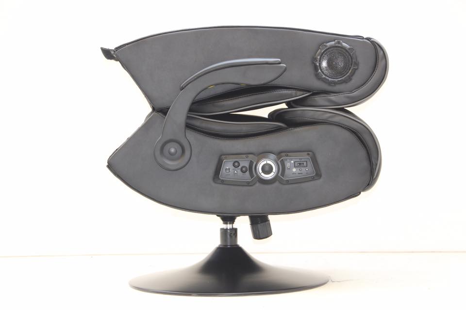 brazen_chairs's tweet photo. BraZen Demon 2.1 Bluetooth and Wireless DAC Gaming Chair https://t.co/pUPTQ2WU2C