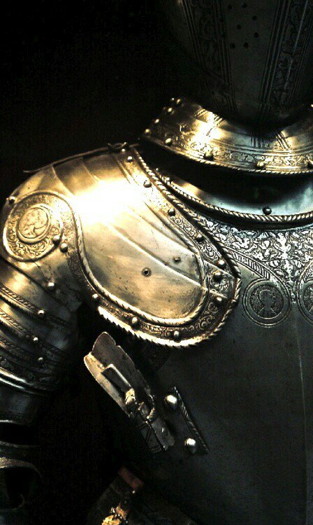 InaurataAuro's tweet photo. "With the breastplate of righteousness in place,"

—Ephesians 6:14b. https://t.co/GqXGr4WAOa