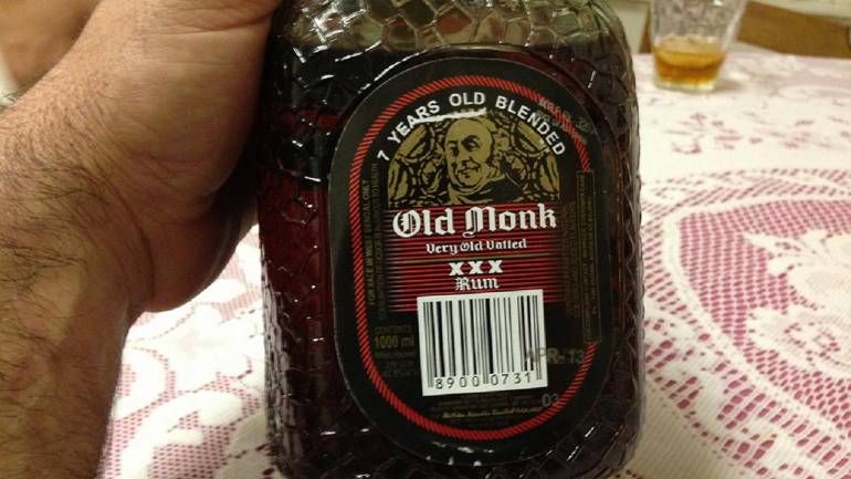 singhabhinav's tweet photo. Kapil Mohan, man behind the success of Old Monk, passes away at 88 https://t.co/bjgZH4898E  @Aadimanaw  :( Another legend which gave an outstanding brand with we Indians can boast about outside India. #oldmonk #indianrum https://t.co/iuSV1nZVsE