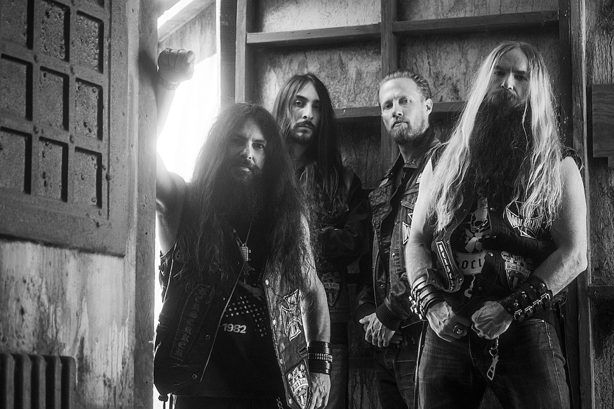 Exclusive #premiere! Hear #BlackLabelSociety’s stormy, sludgy new crusher “Trampled Down Below,” from <a href="/ZakkWyldeBLS/">Zakk Wylde</a> and Co.’s forthcoming disc ‘Grimmest Hits.’ revolvermag.com/music/hear-bla…
