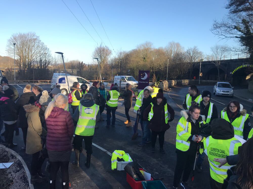 PIUlverston's tweet photo. More photos from Day 1 !! @dls29411 @sam_k_grieve @92081539feed435 @j6uey https://t.co/C4gm8JOAsw