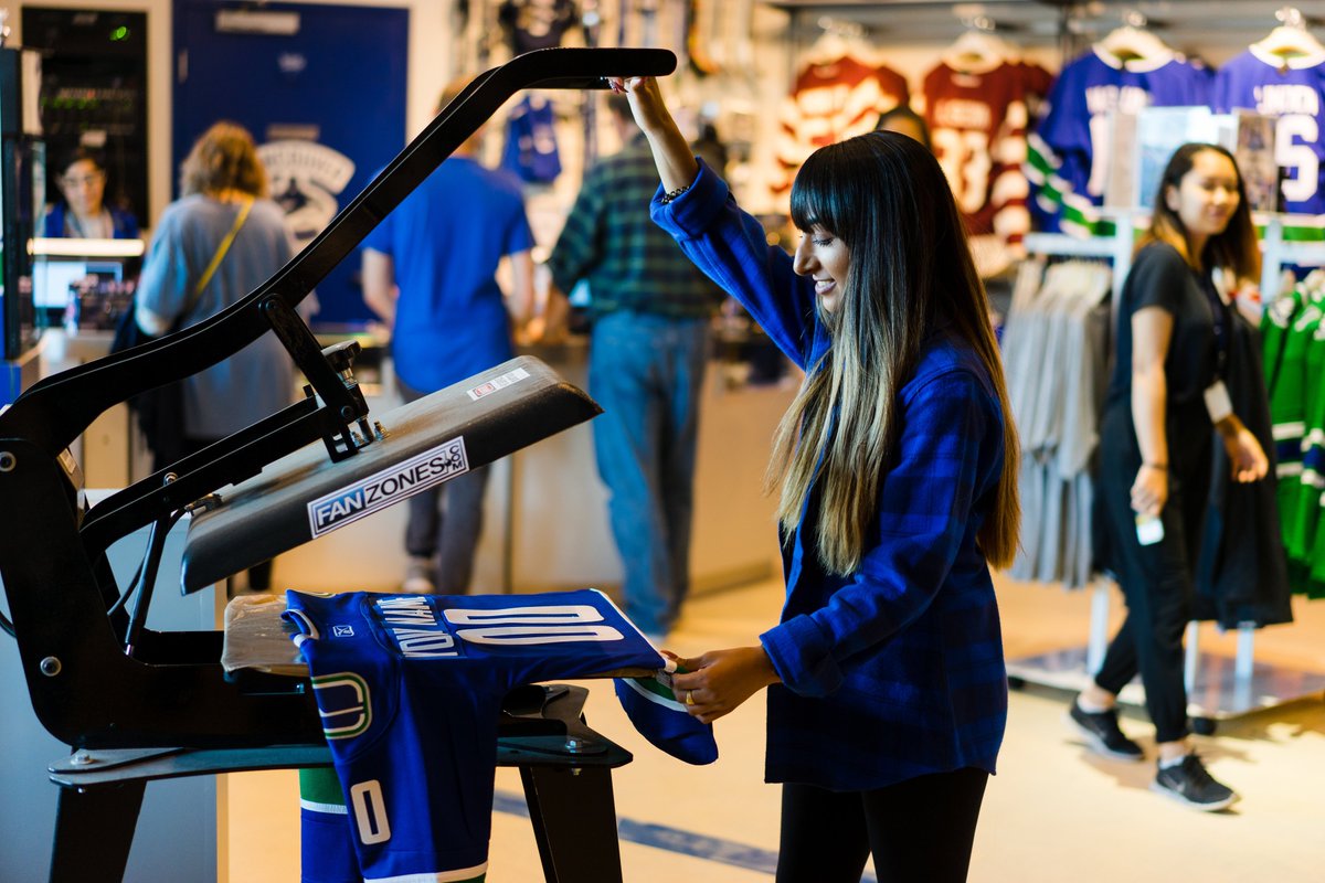 RogersArena's tweet photo. We're hiring for part-time hourly events staff. Apply to join the team at https://t.co/Qda9lmQl6d. https://t.co/J0CIcx6ZDD