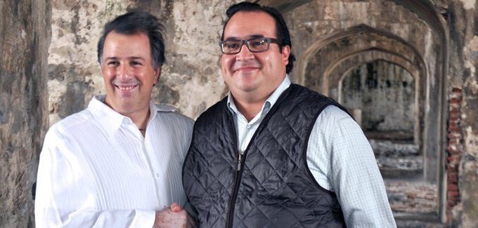 razagave's tweet photo. "Nos duele profundamente que Javier Duarte nos haya traicionado con la corrupción, nos duele que haya lastimado nuestro prestigio, porque no nos define y no nos describe": @JoseAMeadeK

¿Nos? ¿A quiénes? ¿Al PRI y a los priistas? ¿No  que eres ciudadano? https://t.co/elx11jkLg6