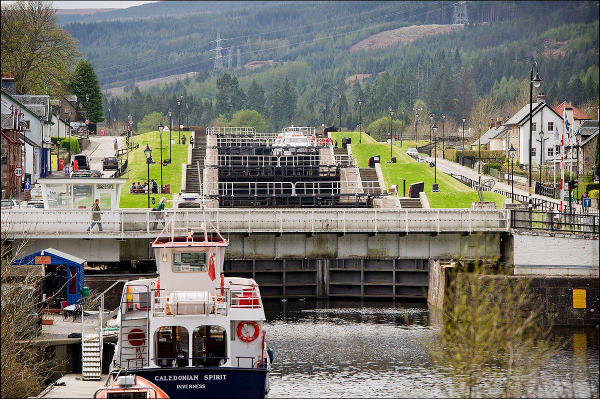 Job hunting? We're #hiring for a range of roles, from destination assistants to chefs, at the new #CaledonianCanal Centre at Fort Augustus!

Find out more and apply at bit.ly/SCJobs2018