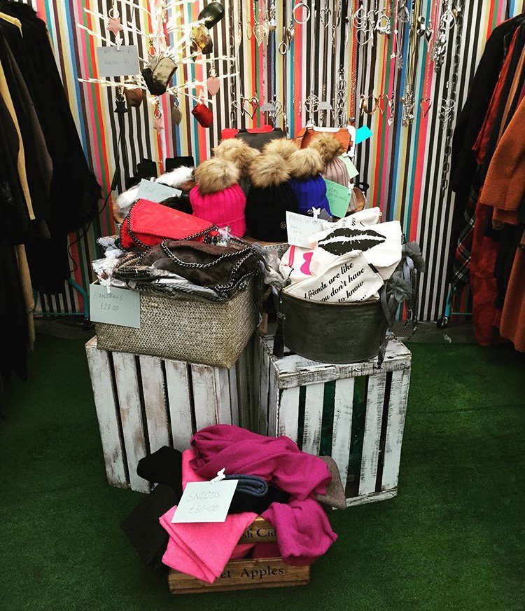 ShopForSomeUK's tweet image. DATES FOR THE DIARY
Find that #perfectgift 🎁 at every one of our events coming this year! Only in the #ShopForSomethingDifferent marquee!
Discover an event near you! shopforsomethingdifferent.com/our-events/