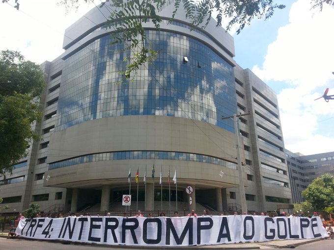 Ver imagem no Twitter Ver imagem no Twitter