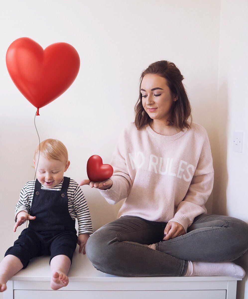bygemmaellis's tweet photo. Help raise awareness for organ donation with @justislaandi π read her post here: https://t.co/ZZPuCypvFP #objectsfororgans https://t.co/hVlenICMvH