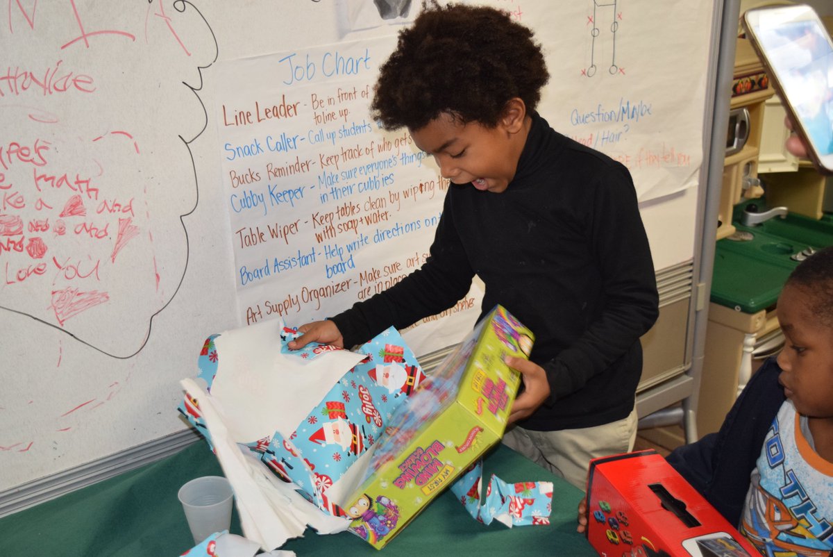 lesley_u's tweet photo. Cheers to our @lesleyOCS! Their holiday gift drive gave out 193 presents in total to @JustAStartCorp and the @MFNHouse this season. See more photos over on our FB page! #MondayMotivation https://t.co/JfWyPZ5hj6 https://t.co/Ubl0LvMwQC
