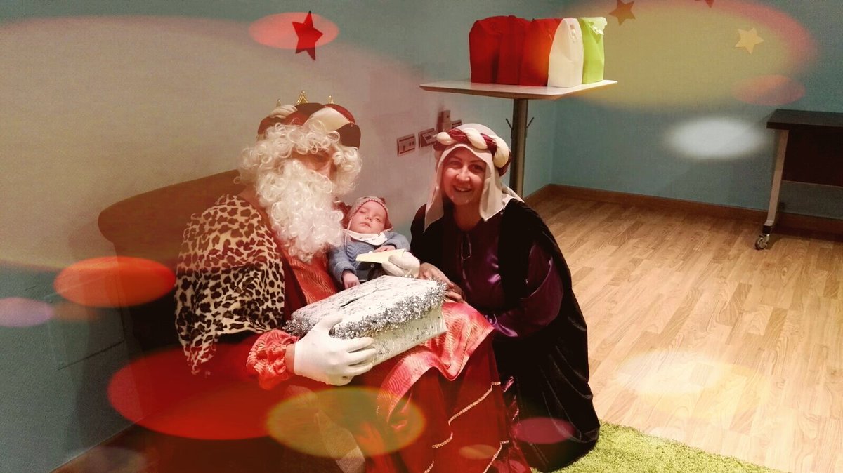 H_JerezCentro's tweet photo. SSMM De Oriente nos dejan la magia de las caritas y sonrisas de nuestros peques y no tan peques #XmasTRYP #FestiveMelia18 #MeliaSpain https://t.co/8Zbkjte7Ju
