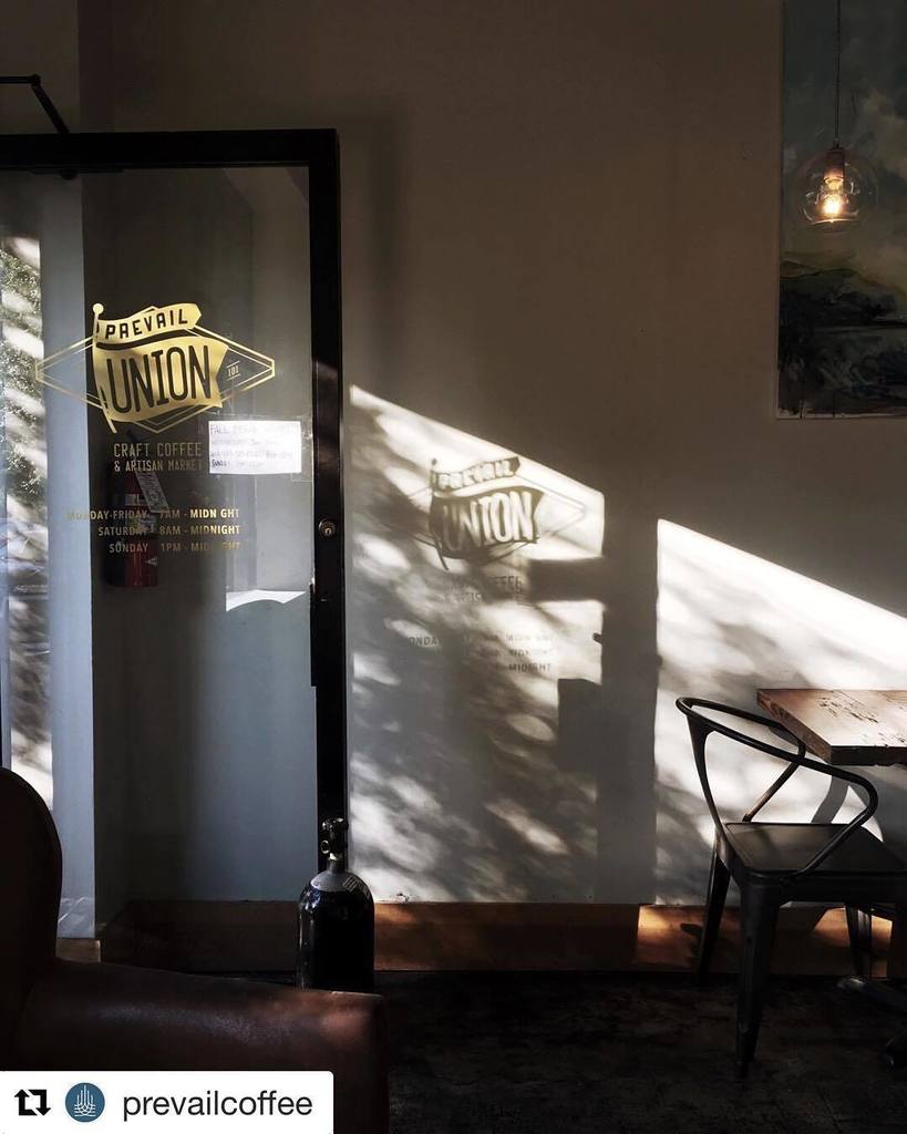 PrevailUnion's tweet image. #Repost @prevailcoffee
・・・
Welcome back from winter break 🙌🏻 .
.
.
.
.
#TogetherWePrevail #PrevailCoffee ift.tt/2qH0JNg