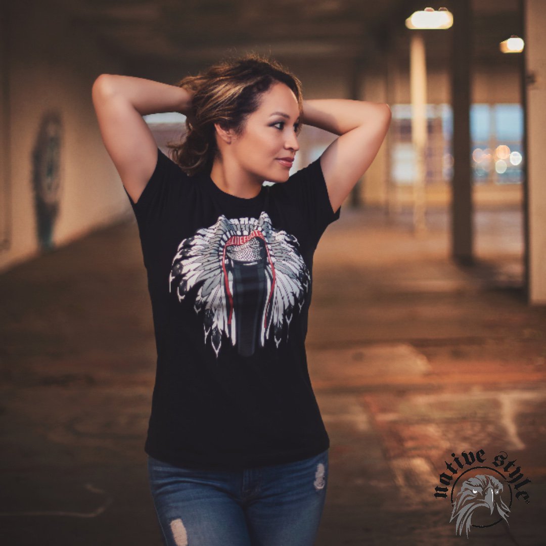 nativestyle's tweet photo. Chief MC! Shop &amp; Share @nativestyleclothing #ChiefMC tee available now at: www.Litefoot/shop.com #nativestyleclothing #chiefmc #litefoot #buynative #nativeowned #native #indigenous @icarmendavis https://t.co/Ex2zdN4uE8