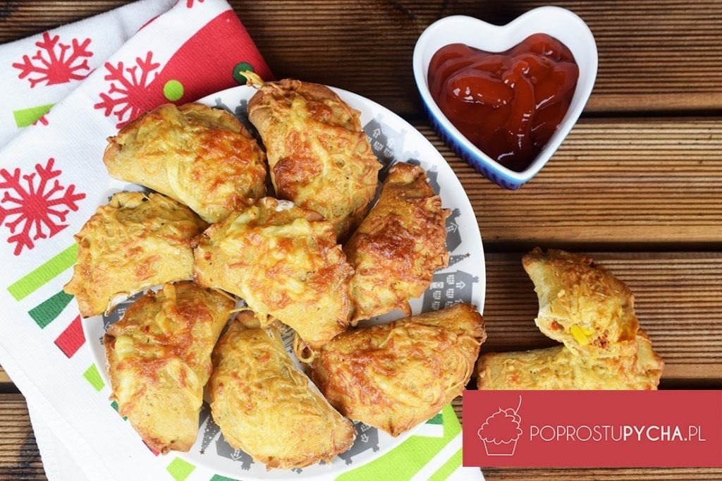 poprostupycha's tweet photo. Pieczone pierogi z mięsem mielonym, kukurydzą :)
https://t.co/XC5VYEauVg
#poprostupycha #pierogi #pieczone #przepis #mniam https://t.co/skgLtoE0rW