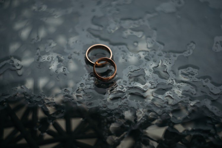 It's #NationalDivorceDay so this is the best time to raise awareness of the difficult process many people go through during their #divorce. We can offer support and effective legal advice to support you through this time so get in touch, here: goo.gl/9YZ4zW