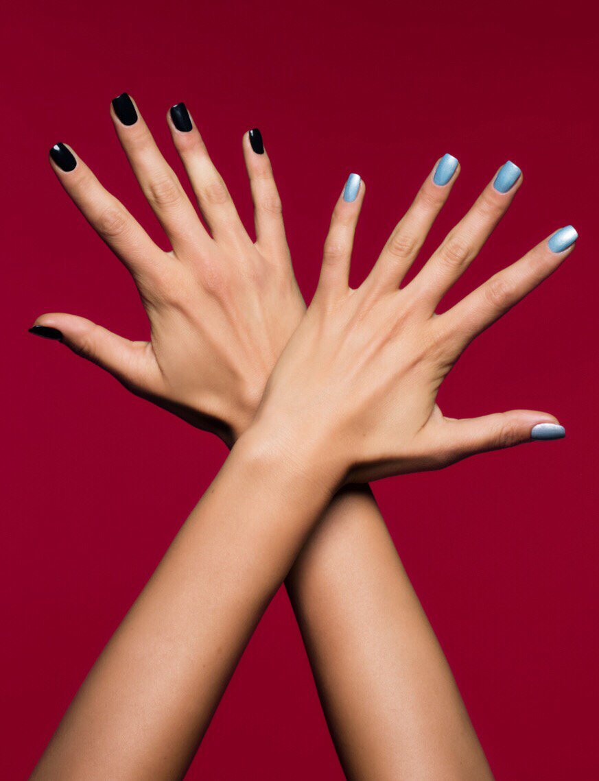 Orlynails's tweet photo. Hands up for #ManiMonday! π
β β β β β β β β β
For this shot we used Secondhand Jade and Once In A Blue Moon from #DarlingsOfDefiance. https://t.co/uoQdLrbx5j