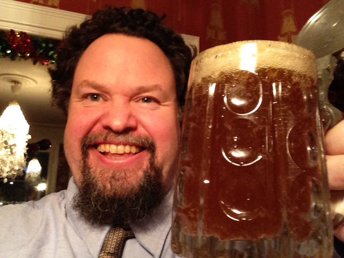 Edward_Blom's tweet photo. Dricker äntligen "dricke" (Gotlandsdricka)som jag drömt om att få prova sedan jag var 15. https://t.co/YmCSN46ju9