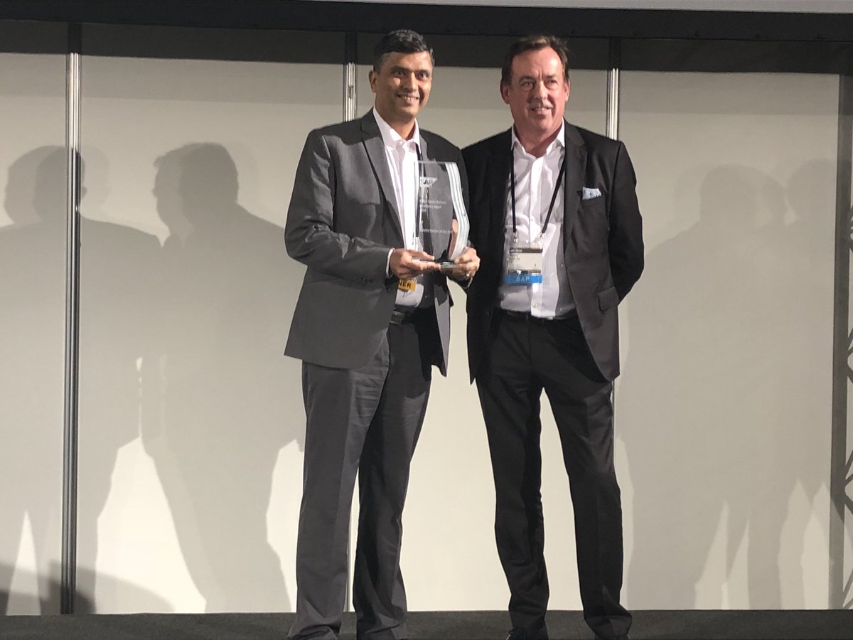 f_scharpen's tweet photo. @Atos winning the @SAP EMEA South Partner Excellence Award 2018 for Service Partner of the year! Congratulations to the colleagues from Atos MEA! https://t.co/wpdhTOFAEu