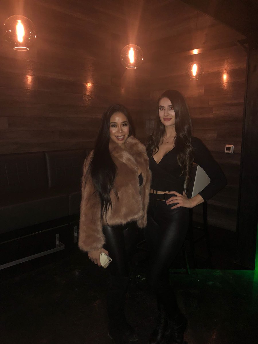 DM_Whitby's tweet image. DIRTY MARTINI WHITBY @DM_Whitby 

JOIN our girls this weekend (Friday &amp;amp; Saturday) again for BOTTLE AND BOOTH service. For Reservations call 905-668-3030

#Whitby #Durhamregion #Whitbyontario #Pickering #Scarborough #UOIT #Restolounge #Oshawa #Markham