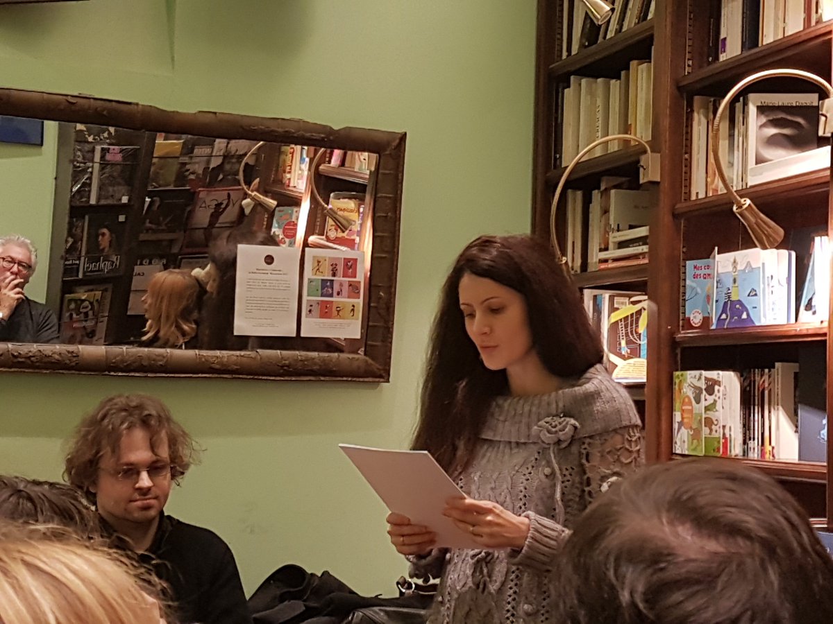 FannyDurousseau's tweet photo. Petits souvenirs de la soirée Duetto de décembre, en souhaitant à Marc Alpozzo un beau moment mercredi soir à #Labellehortense. 
Avec @Dominique_Guiou, @ChrisDiard, Brigitte Le Guern et toutes celles et ceux qui aiment les Duettos.
#lecture #lectures https://t.co/Of8xW63fg3